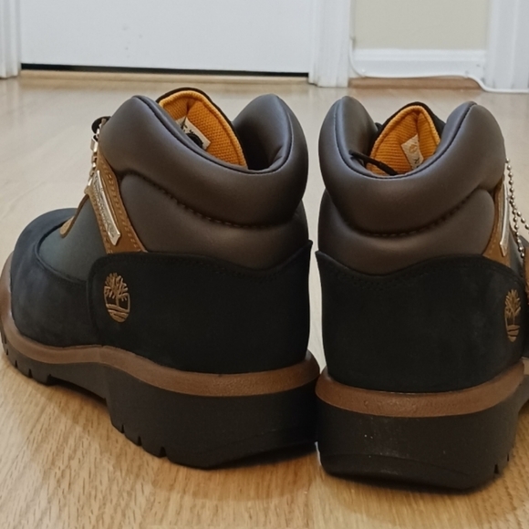 Timberland Exclusive Waterproof Field Boots Size 9.5 Men - Picture 11 of 12